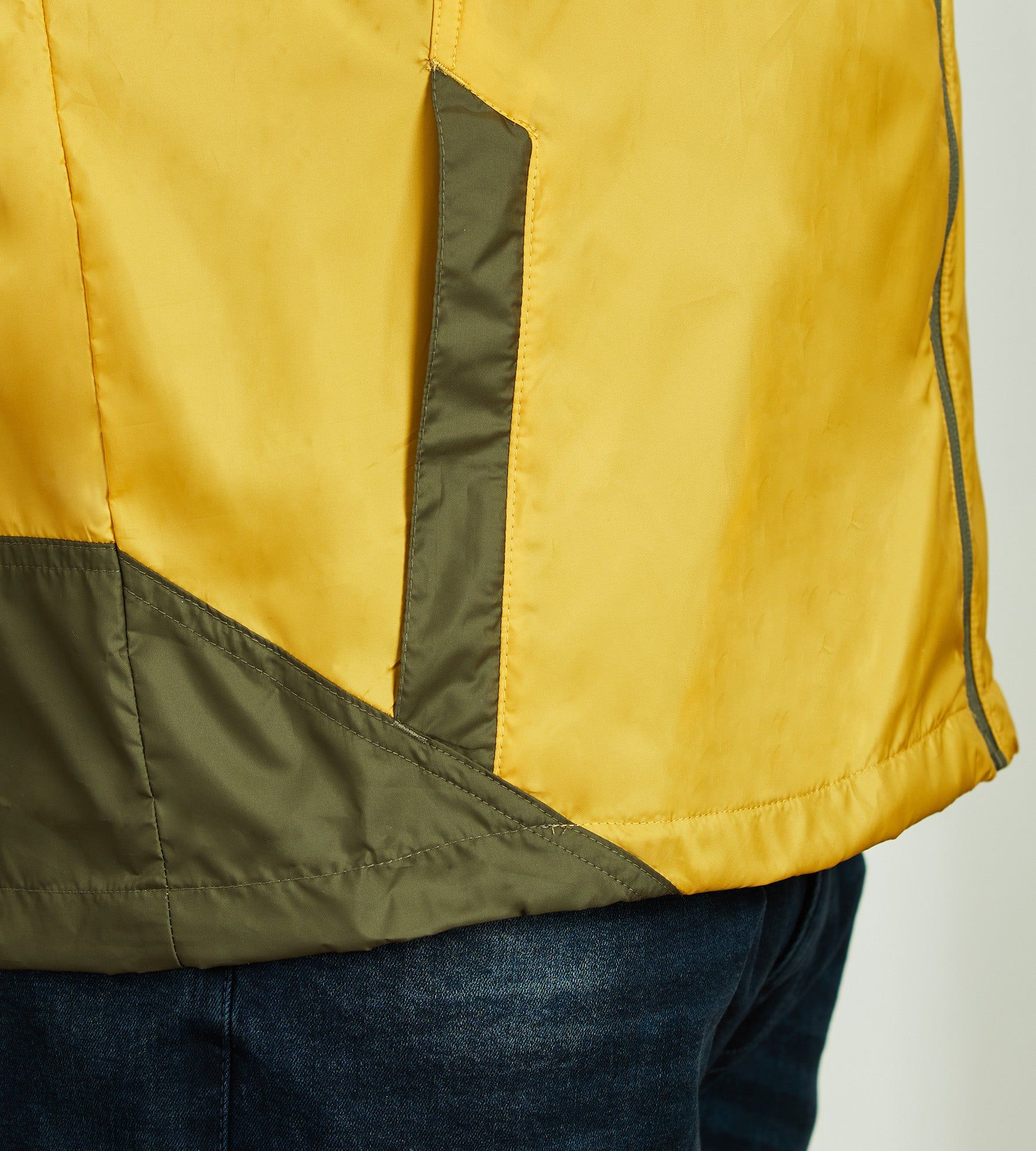 Flash Challenger™ Windbreaker sold by George Richards product image thumbnail 4