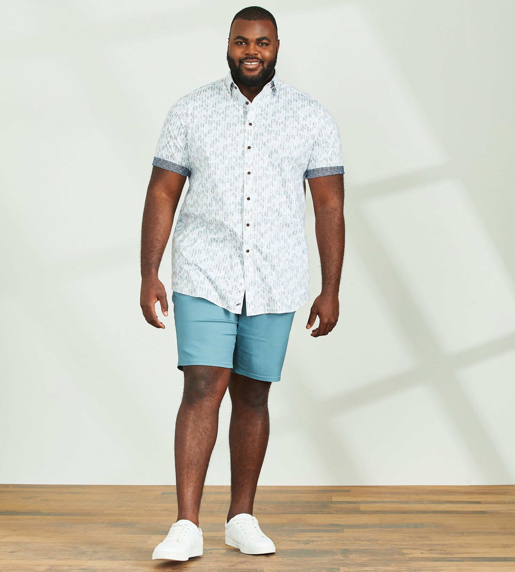 360° Stretch Aquatic Print Short Sleeve Sport Shirt sold by Mr. Big and Tall product image thumbnail 3