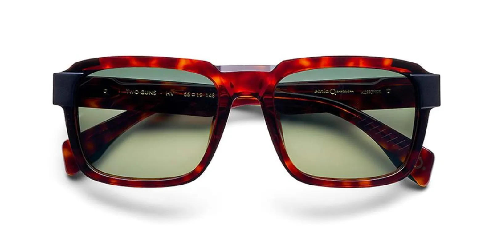 TWO GUNS sold by Otticanet