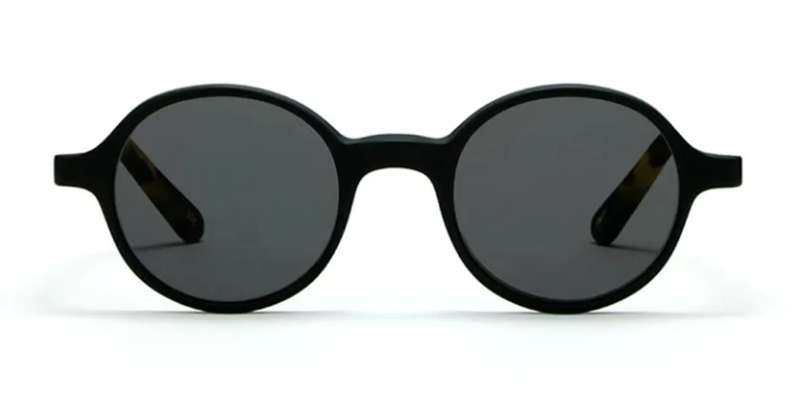 REUNION sold by Otticanet