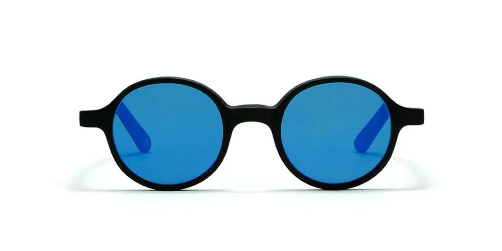 REUNION sold by Otticanet