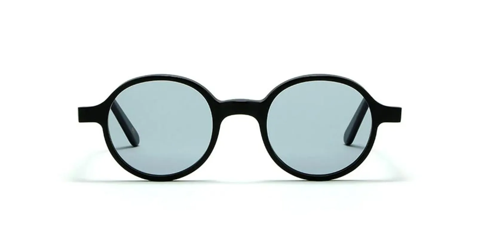 REUNION sold by Otticanet