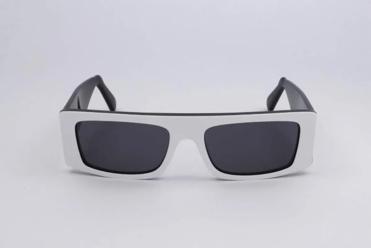GD0009 made by GCDS