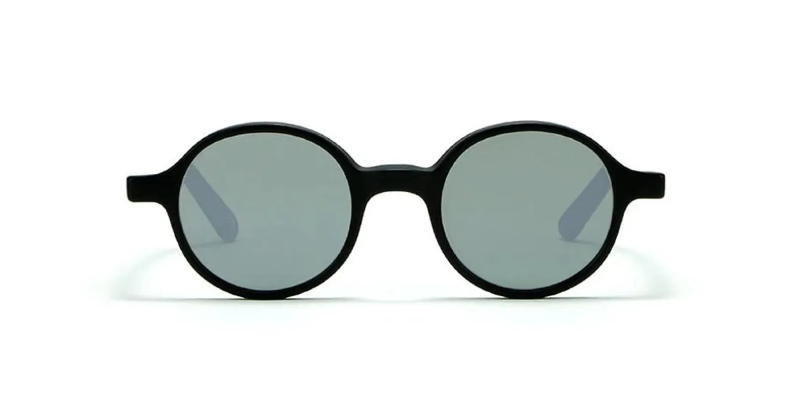 REUNION sold by Otticanet