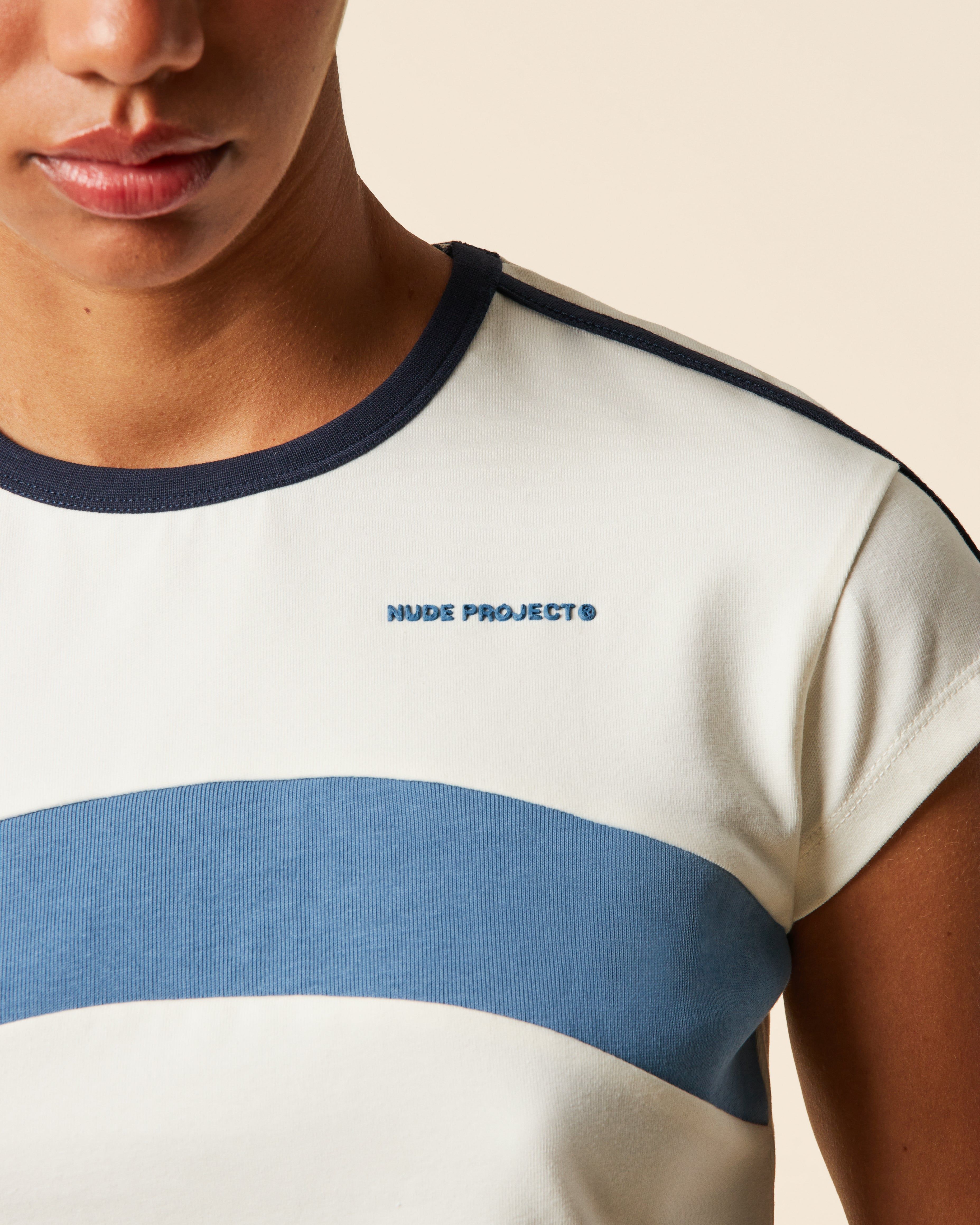 ATLAS BABY TEE OFF-WHITE sold by Nude Project product image thumbnail 6