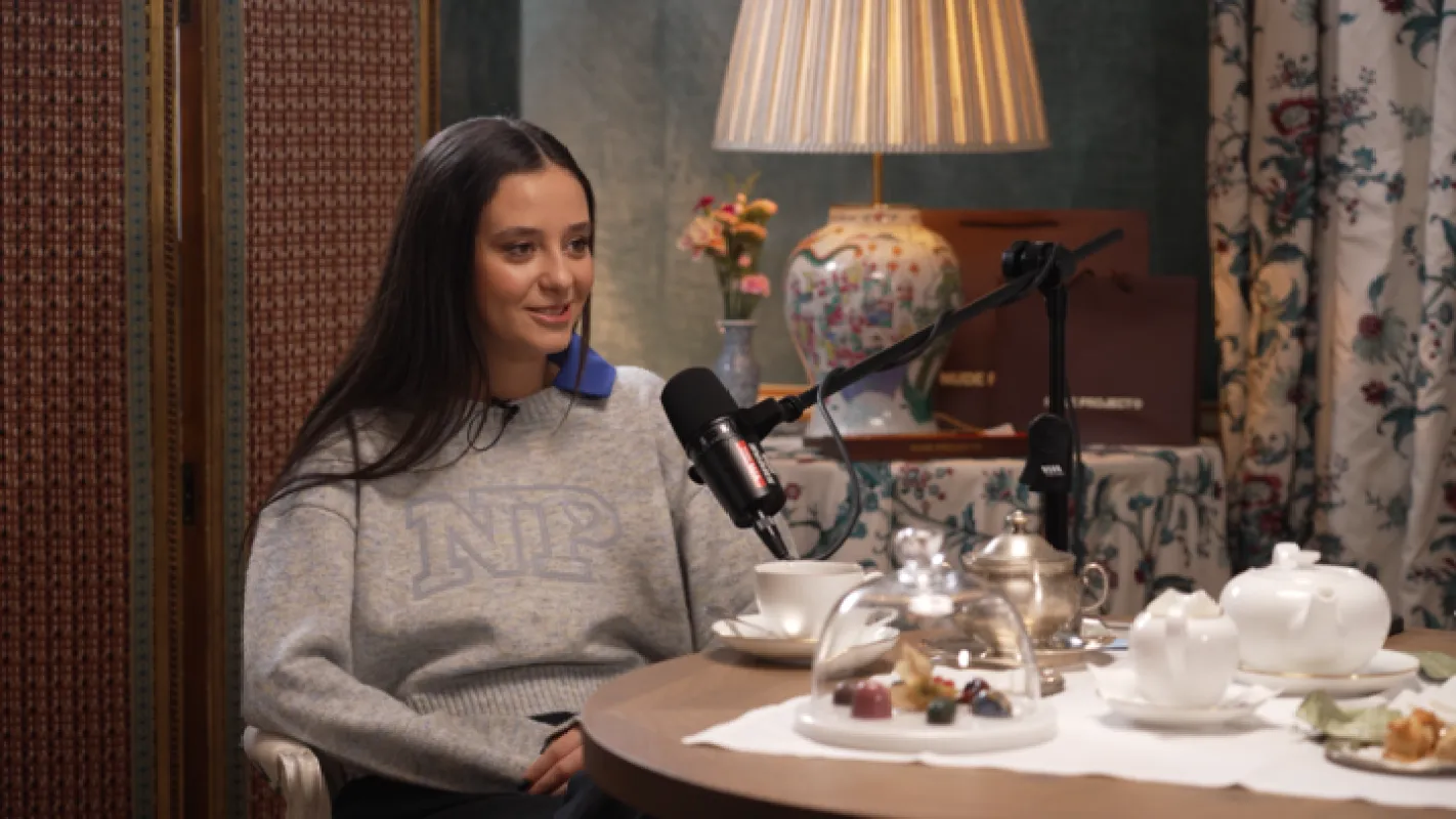 Look_Podcast_Victoria_Victoria sold by Nude Project