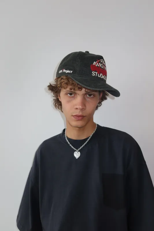 Mon Amour Cap Green made by Nude Project