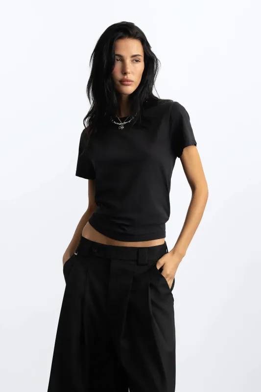 Essential Tee Black made by Nude Project