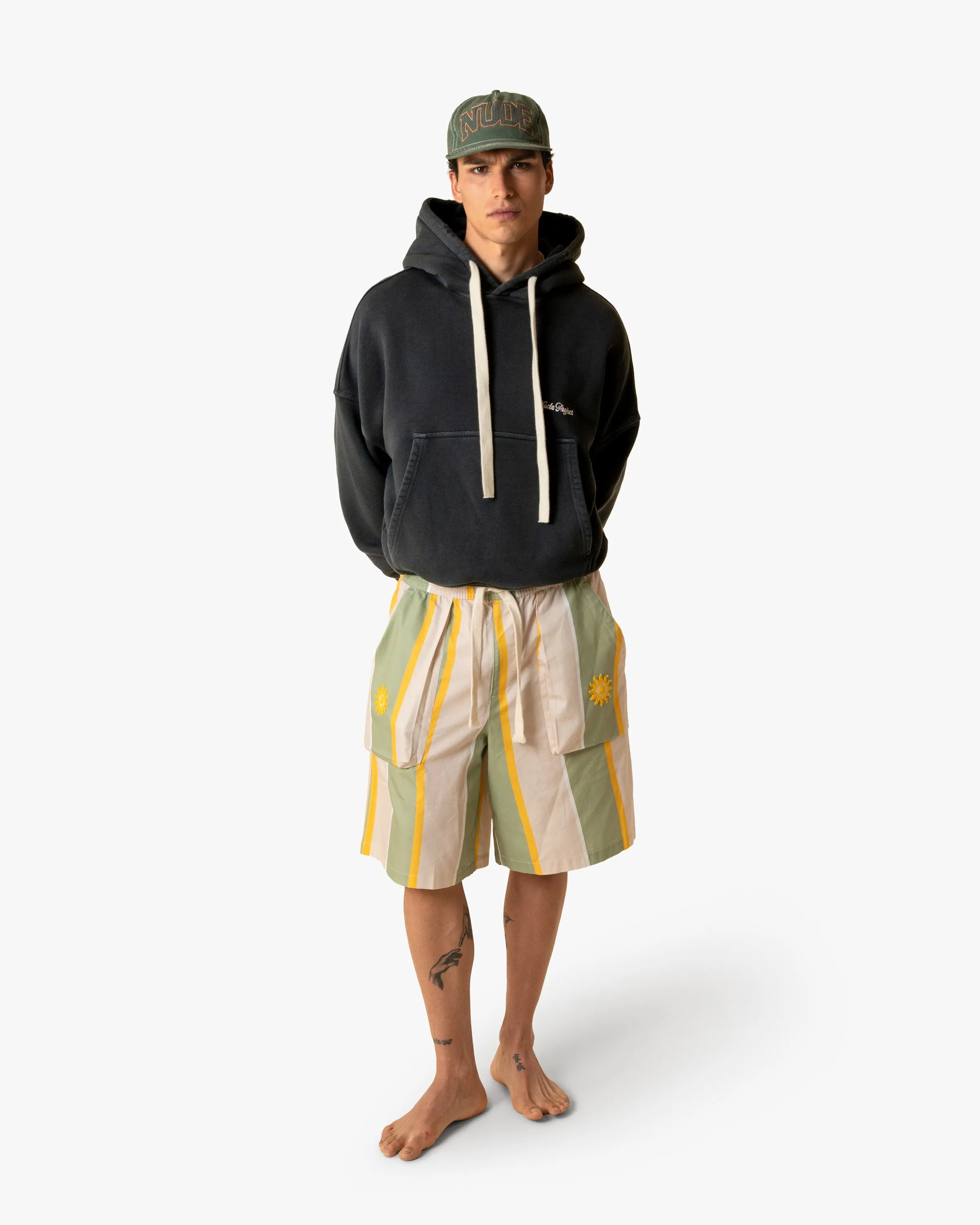 Look ecom_locallyhated_10 sold by Nude Project