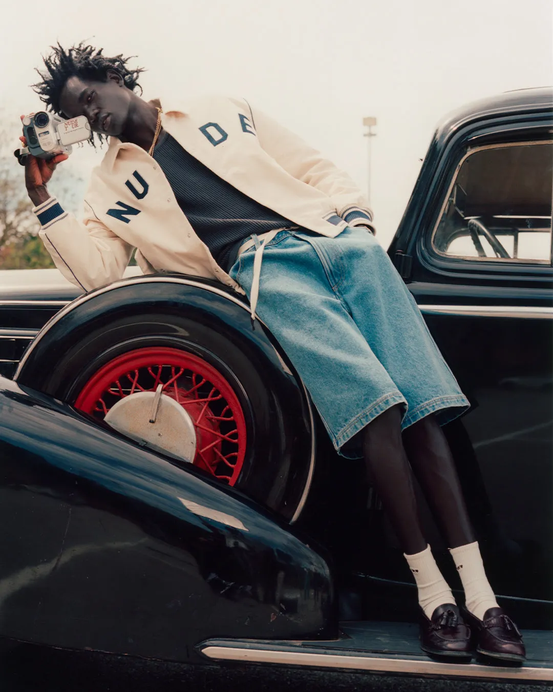 Look campaign_don'tneedmoneyforacar_8 sold by Nude Project