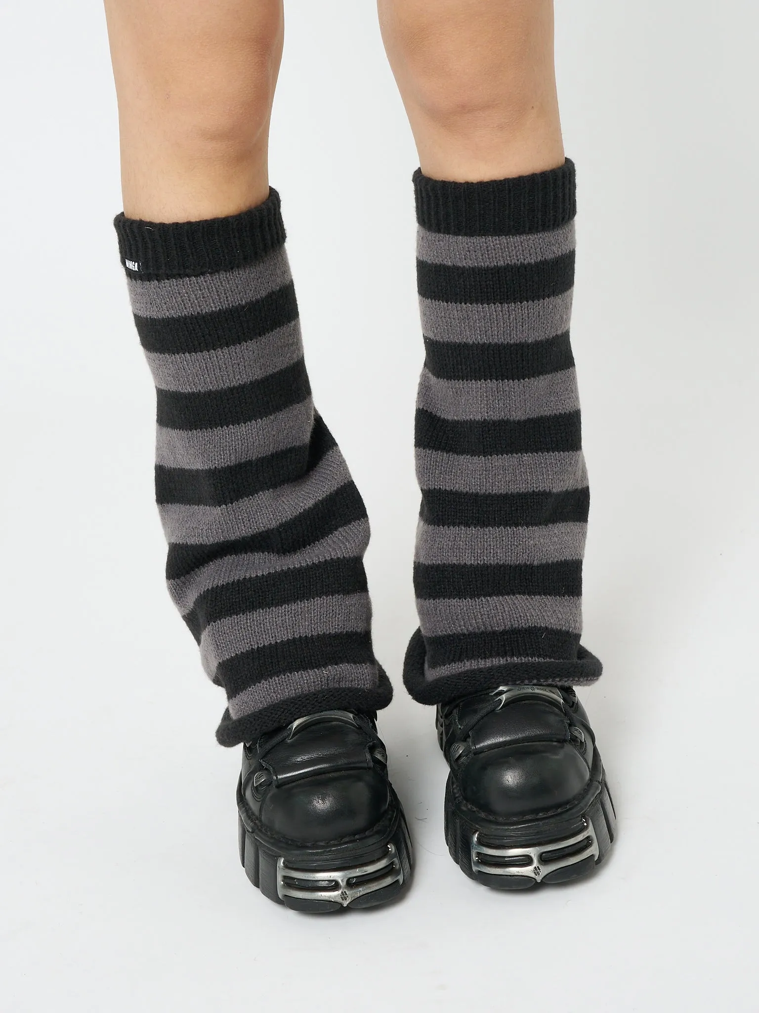 その他 [MATINKIM]matte stripe leg warmer in black Leg Warmer | Women's Health Shop