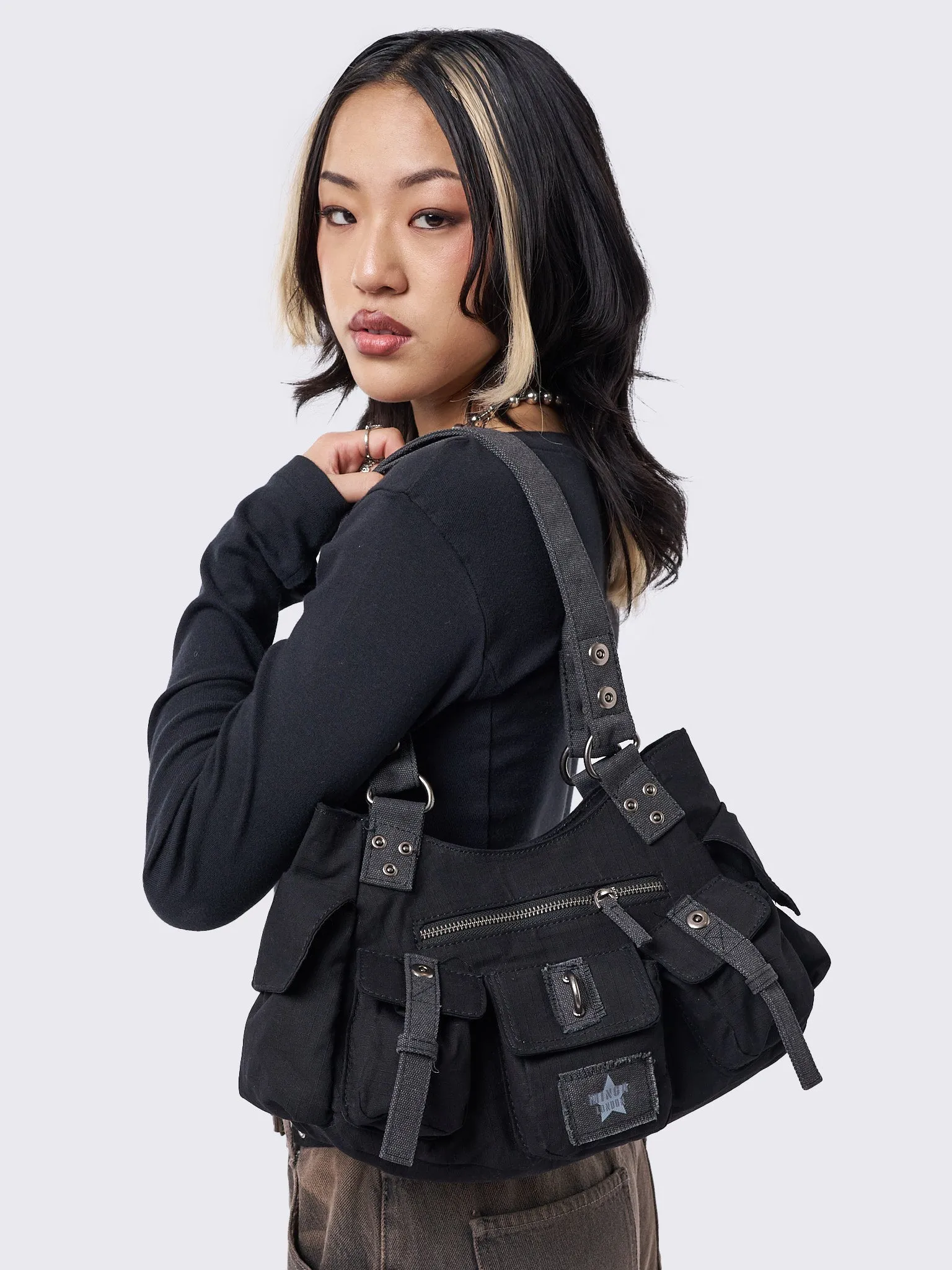 Minga Black Utility Multi Pocket Bag | Parallel