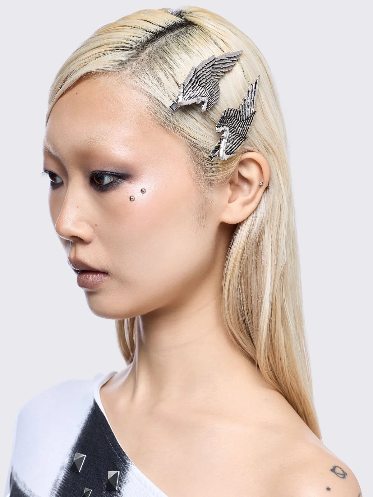 Sent from Heaven Hair Clip Set sold by Minga London product image thumbnail 2