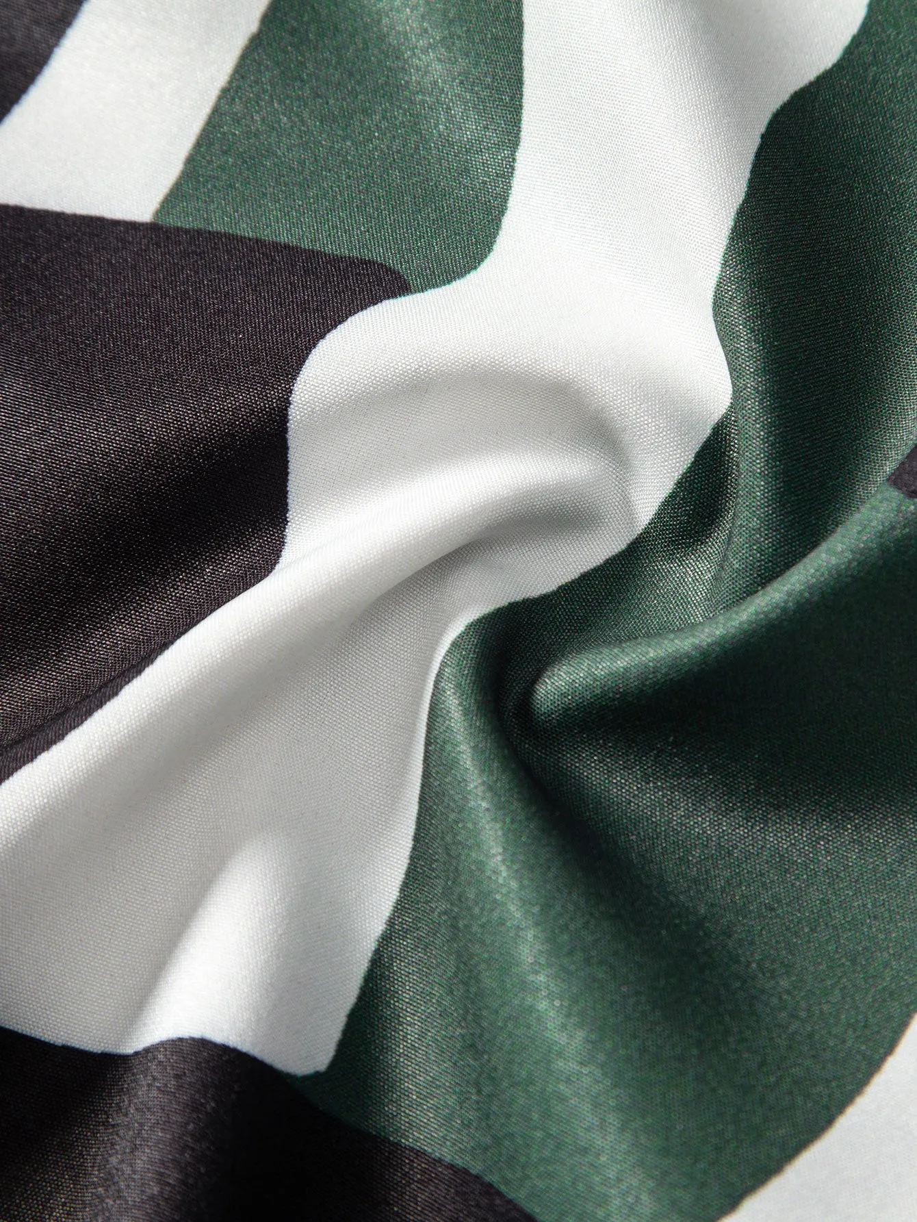 Colorblock Print Button Up Shirt & Swim Shorts sold by Hoooyi product image thumbnail 5