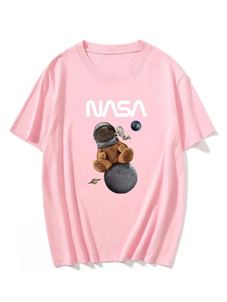 Space Bear Print T-Shirt sold by Hoooyi product image thumbnail 4