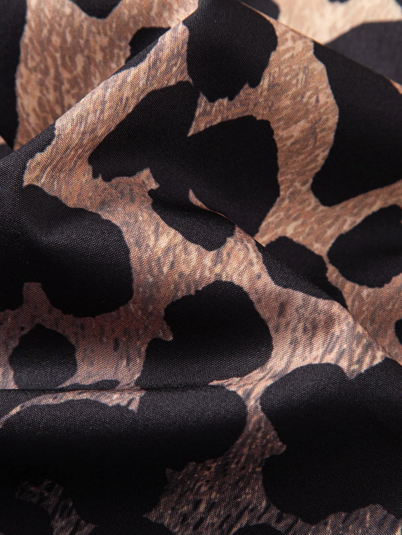 Leopard Print Patchwork Button Up Shirt sold by Hoooyi product image thumbnail 5