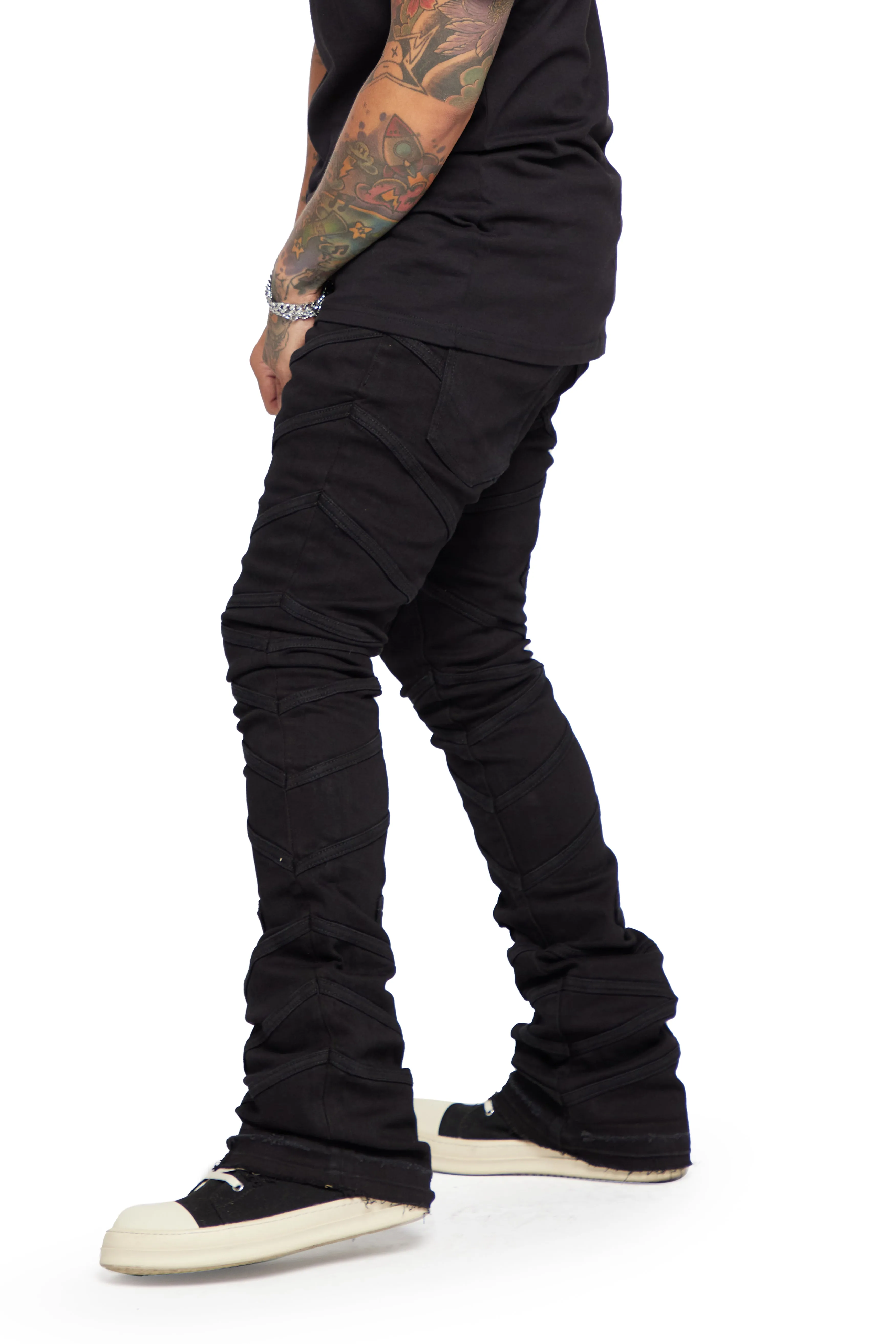 “CASSIUS” BLACK STACKED FLARE JEAN sold by valabasas product image thumbnail 2