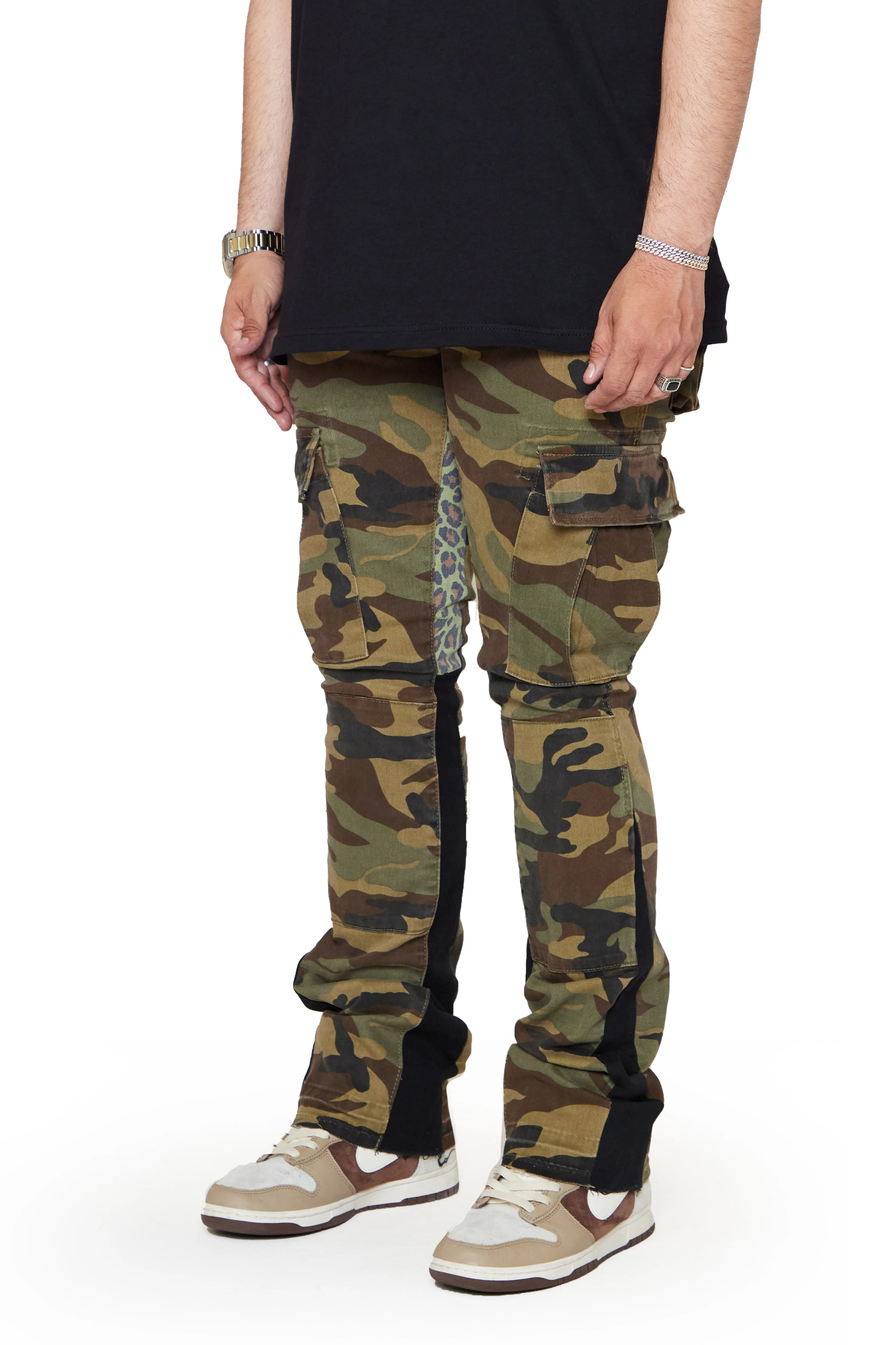 Commander 3.0 Stacked Flare Jean Camo sold by valabasas product image thumbnail 4