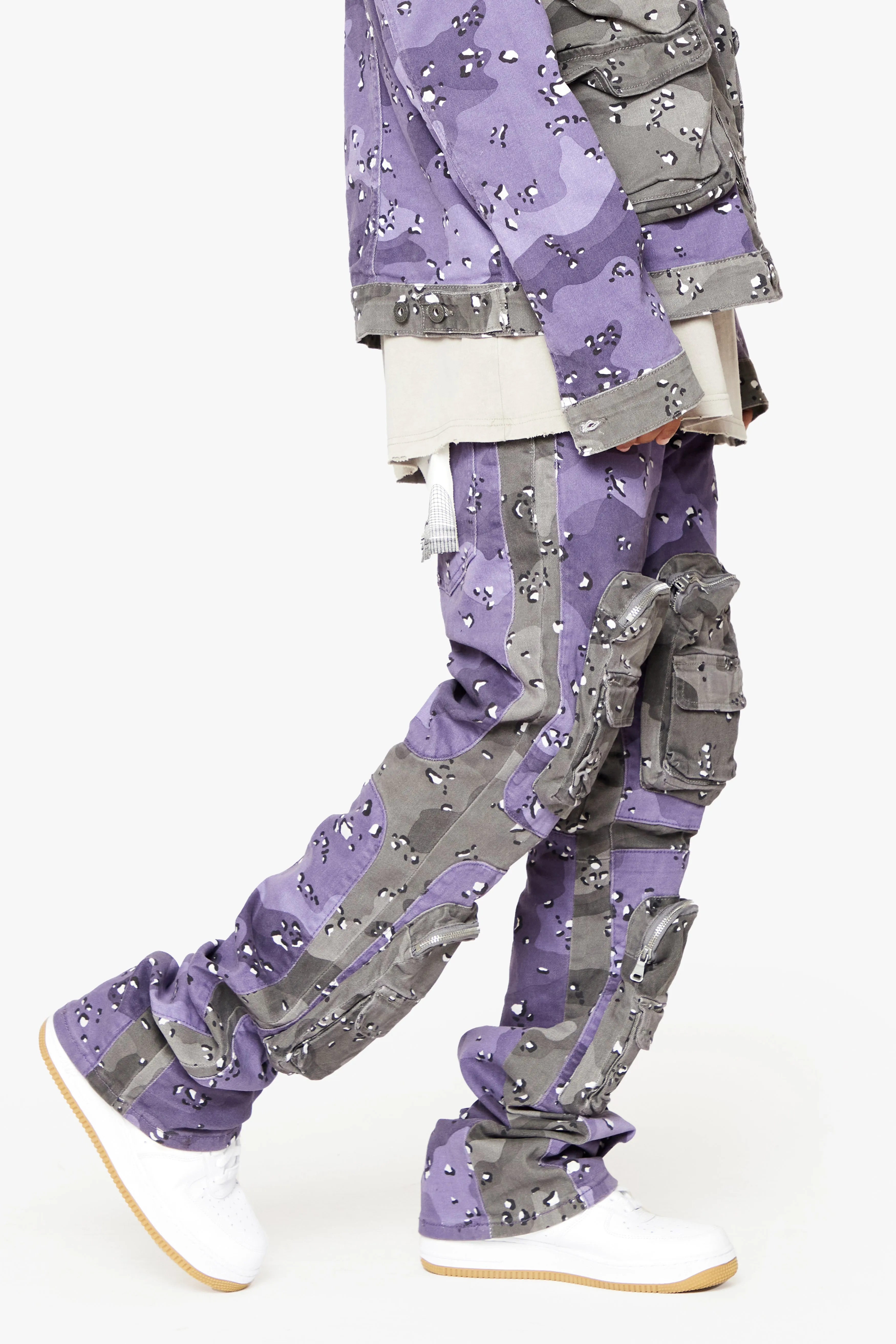 "DUAL SOLDIER" STACKED FLARE JEANS PLUM PURPLE sold by valabasas product image thumbnail 4