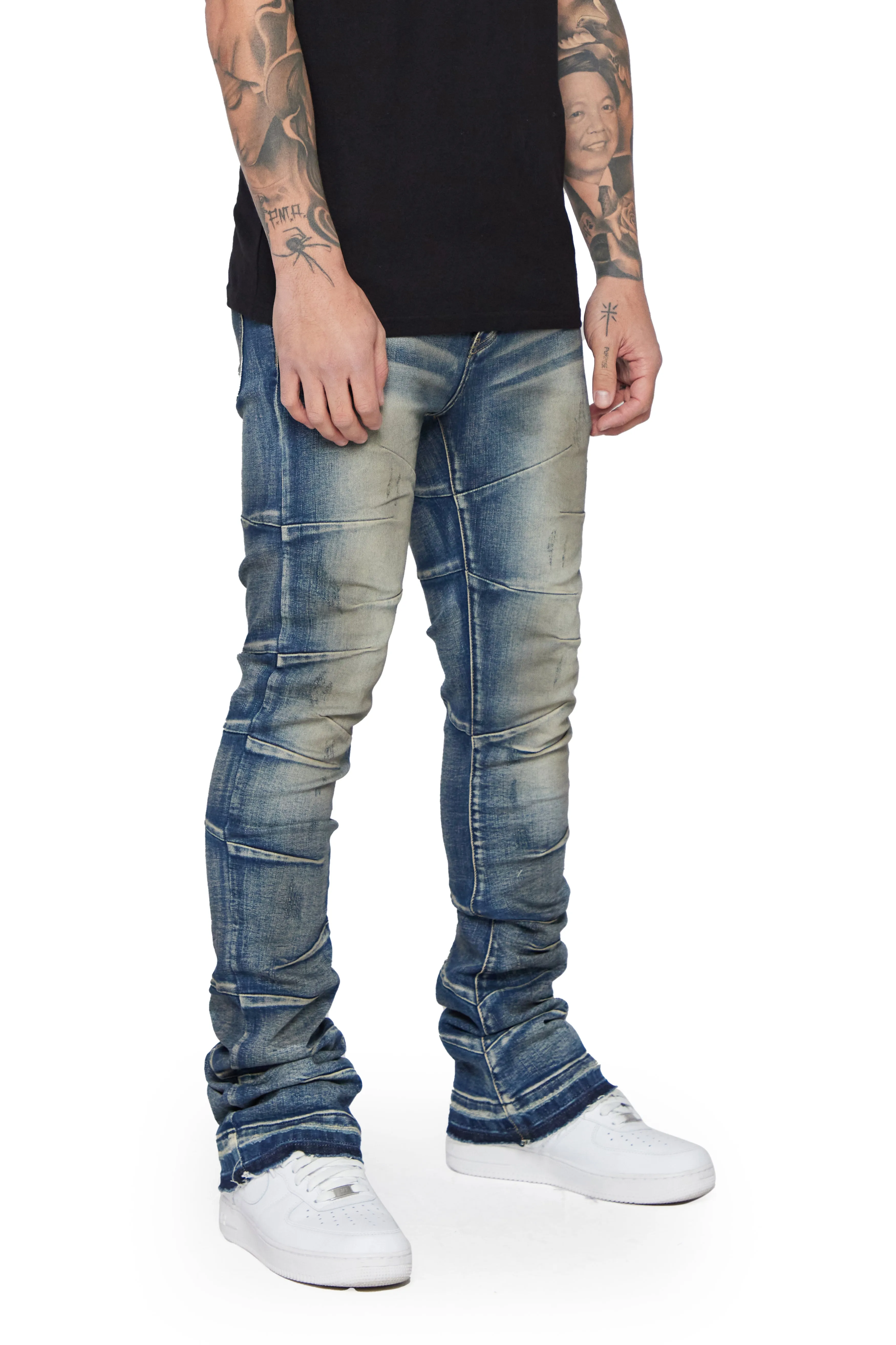 “WEST” Stacked Flare Jean Lt.Blue Washed sold by valabasas product image thumbnail 3