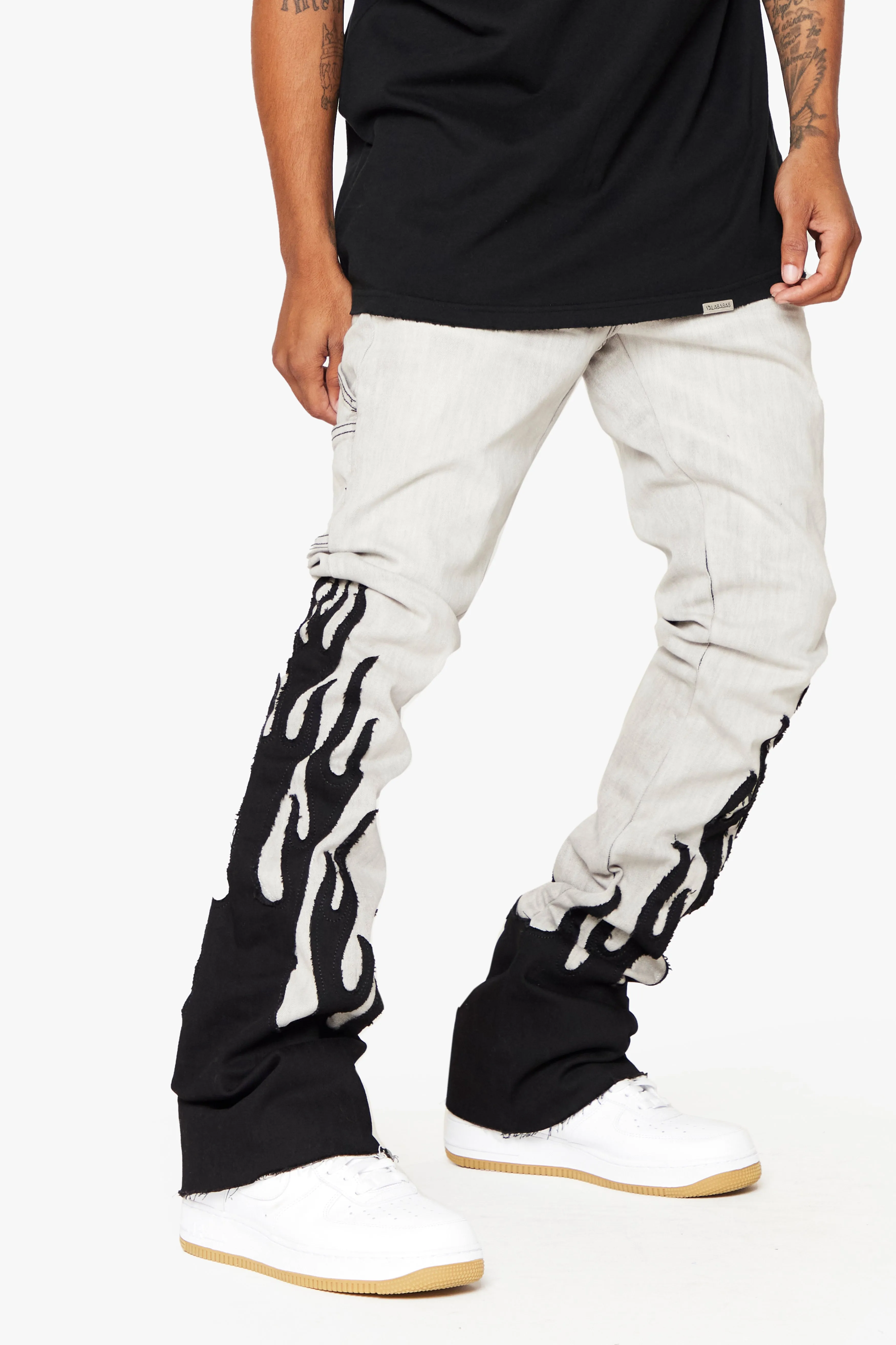 "FLAME" WHITE BLACK STACKED FLARE JEAN sold by valabasas product image thumbnail 5