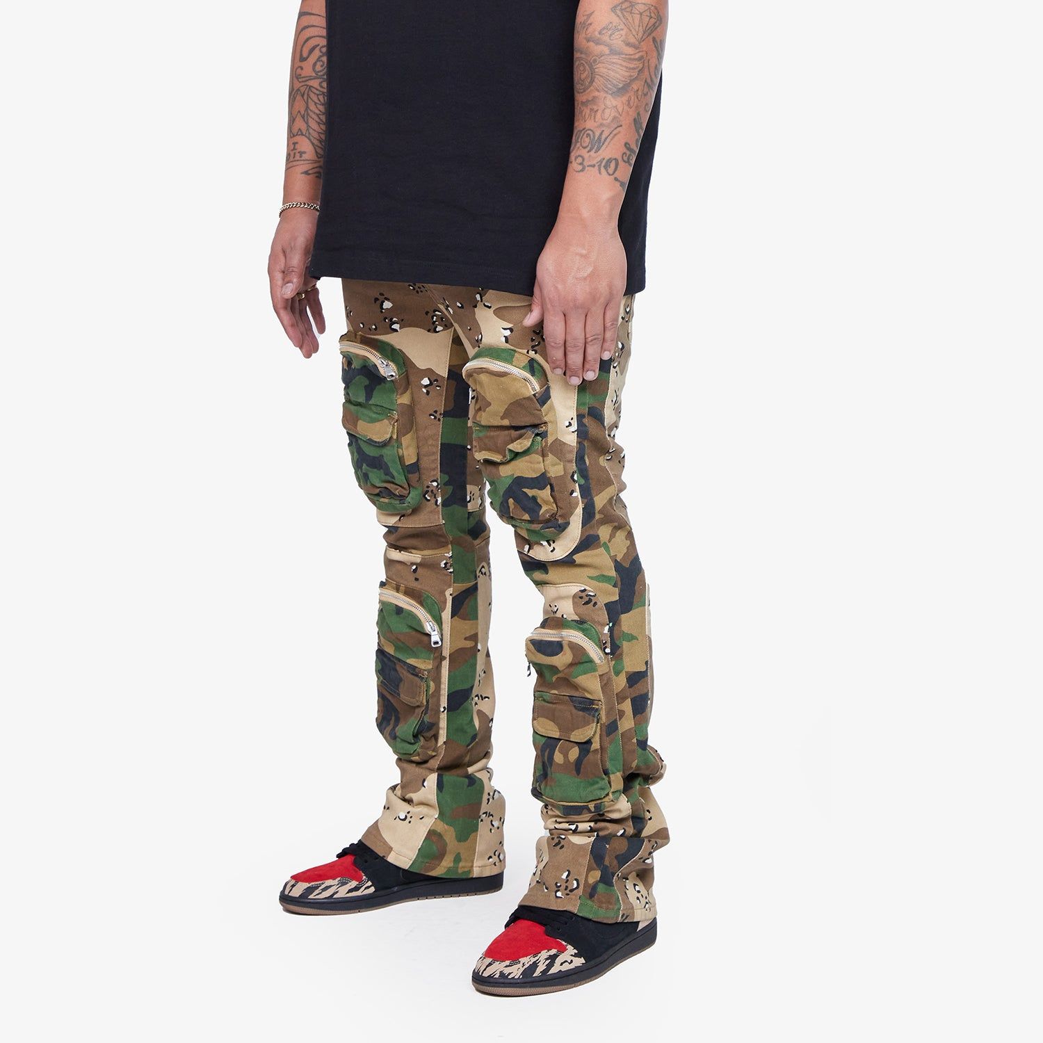 “DUAL SOLDIER" CAMO STACKED FLARE JEAN sold by valabasas product image thumbnail 4