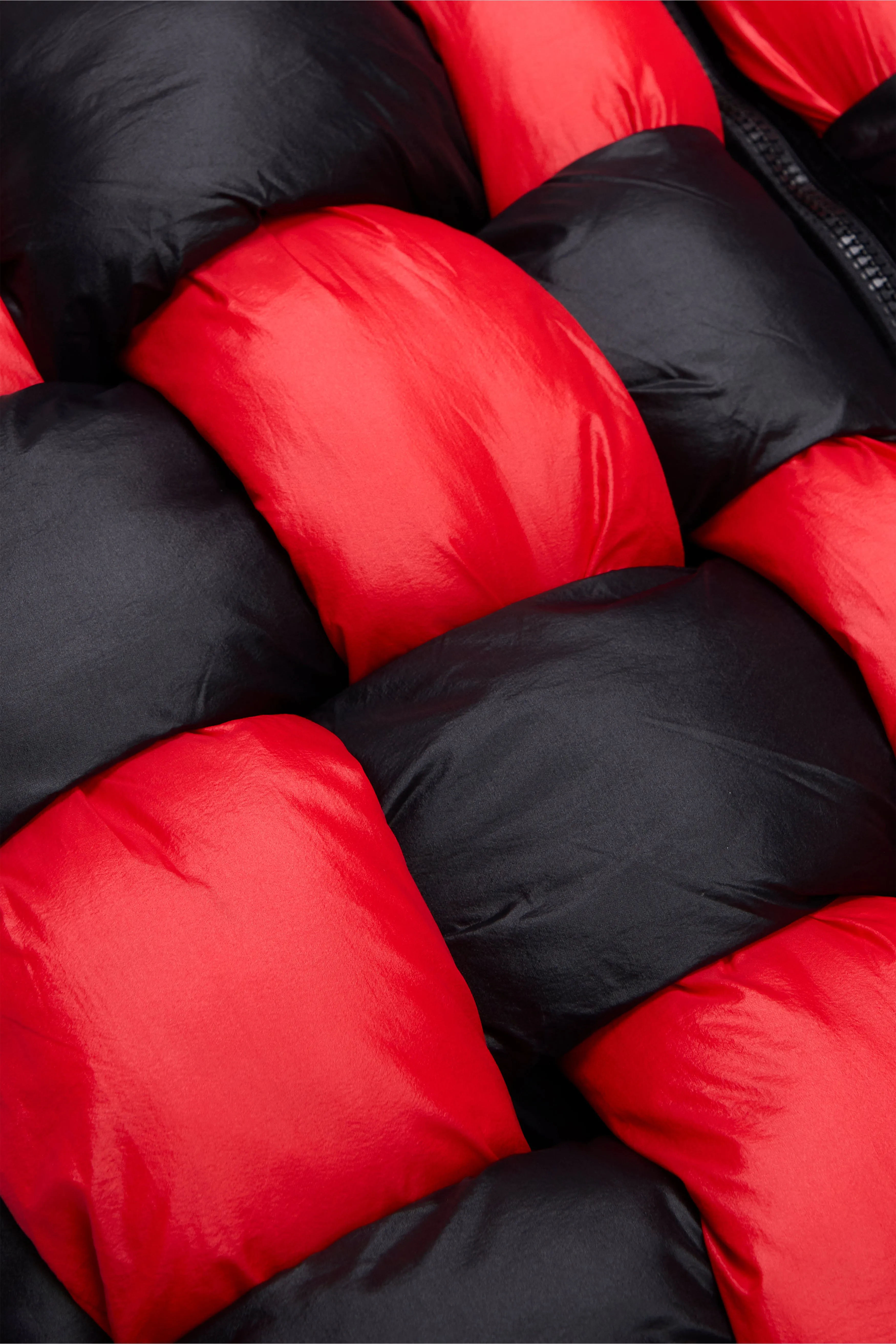 "MOZZIE" BLACK RED PUFFER VEST sold by valabasas product image thumbnail 2