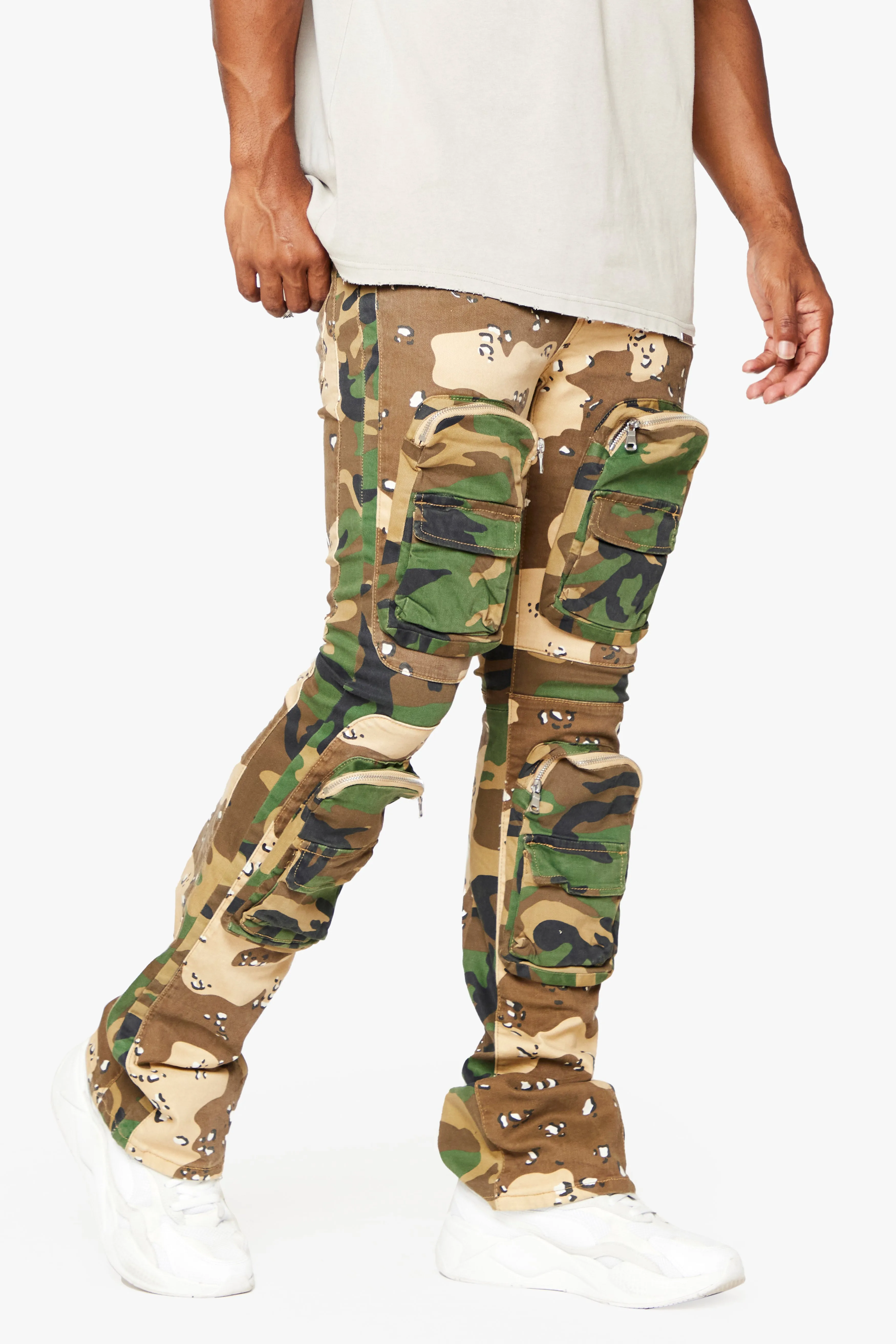 "DUAL SOLDIER" STACKED FLARE JEAN CAMO sold by valabasas product image thumbnail 2