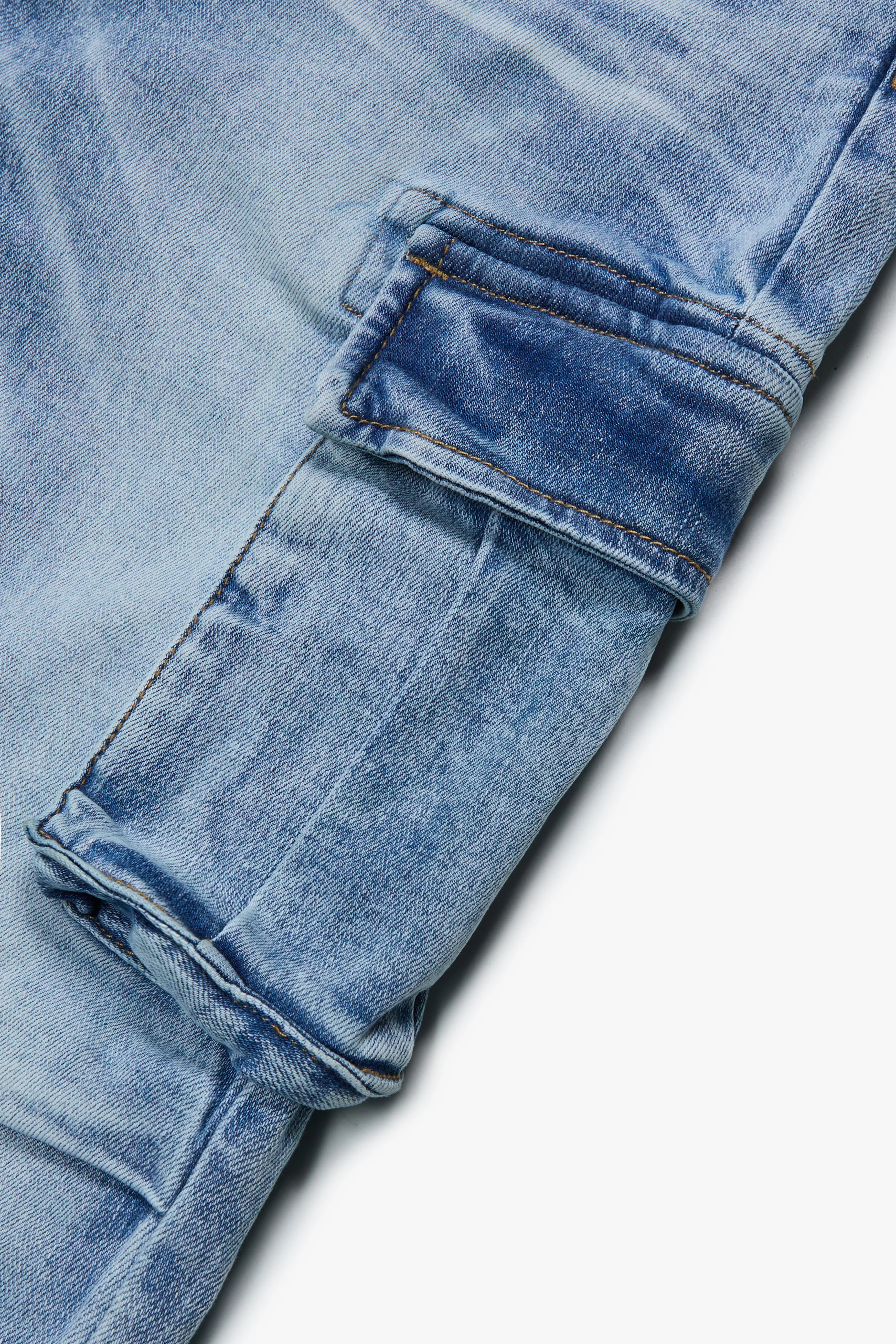 "SOAP" SKINNY JEAN LT BLUE sold by valabasas product image thumbnail 3