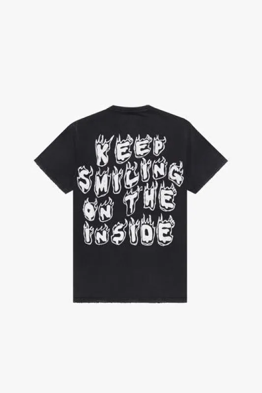 "KEEP SMILING" VINTAGE BLACK TEE sold by valabasas