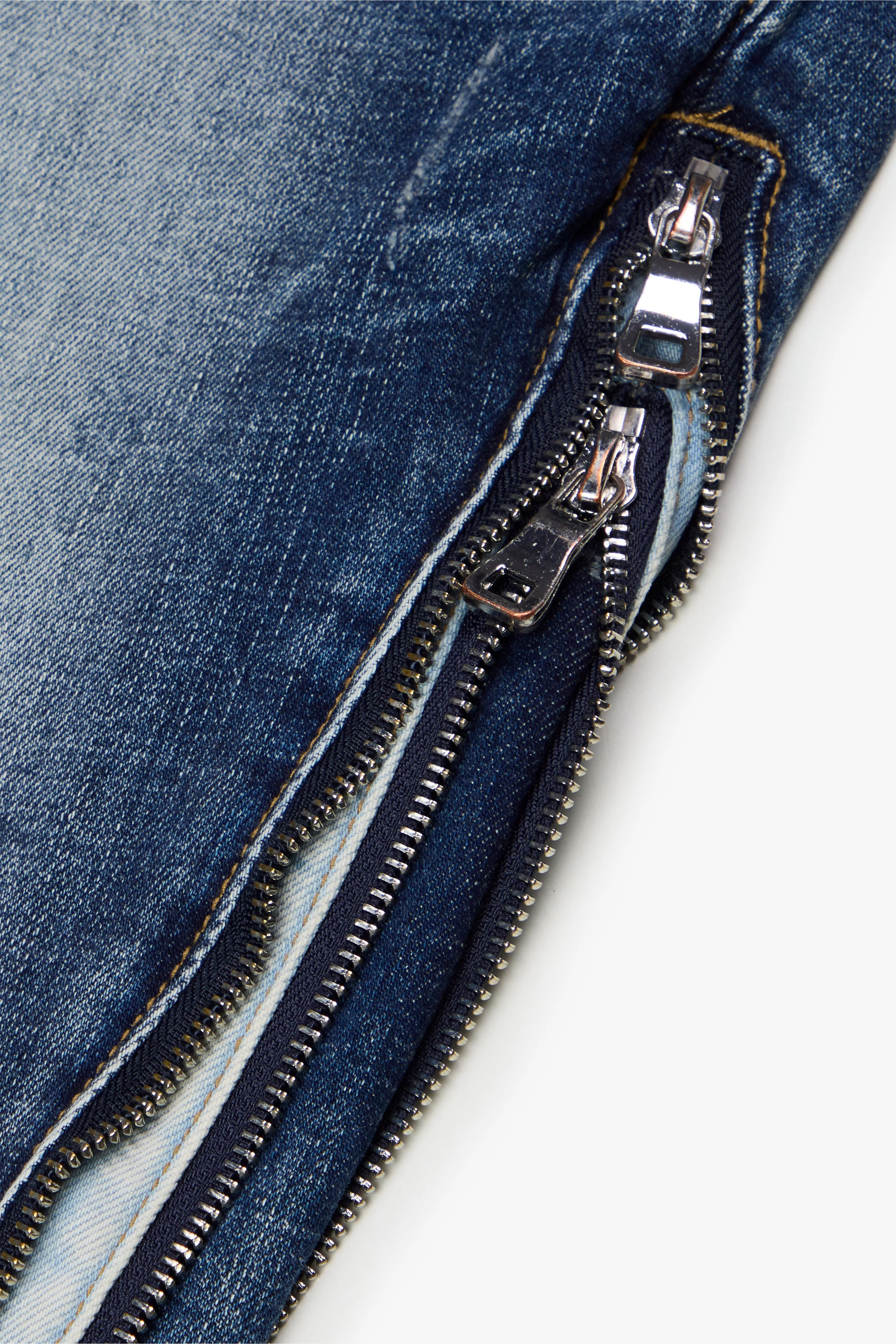 "ADAPT" VINTAGE V DARK BLUE WASHED sold by valabasas product image thumbnail 5