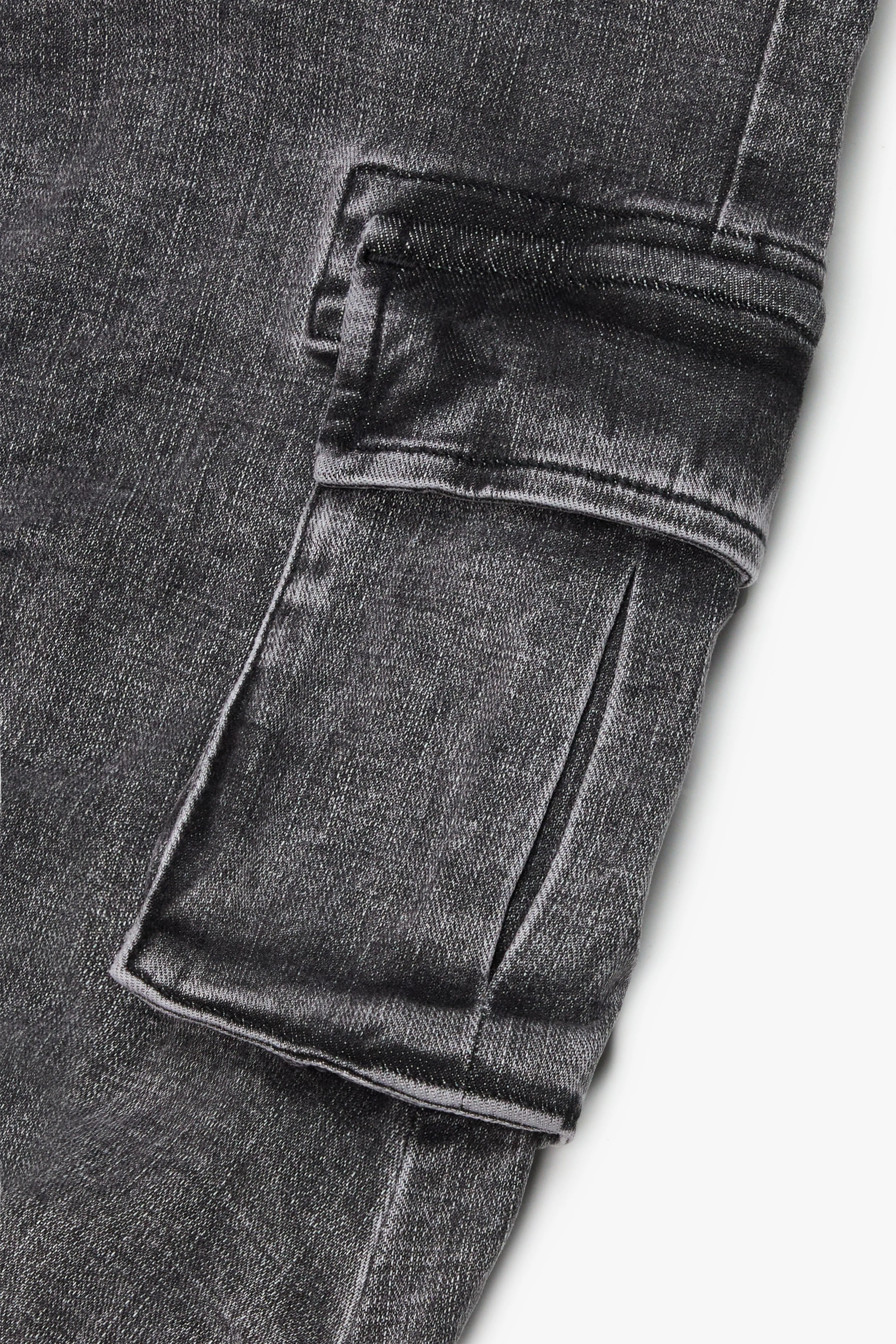 Congo Skinny Jeans Grey sold by valabasas product image thumbnail 4