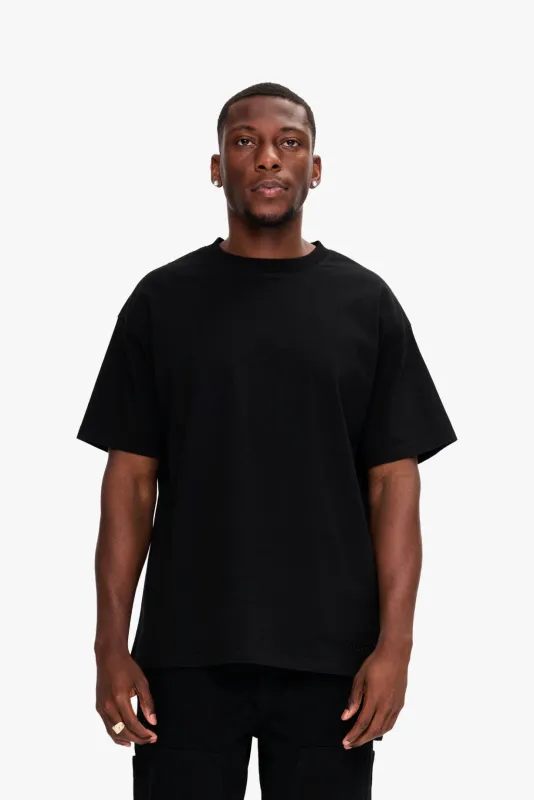 Essential Tee Black sold by valabasas