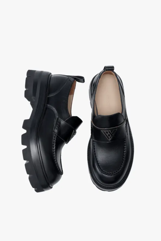 Reigi Loafer Black made by valabasas