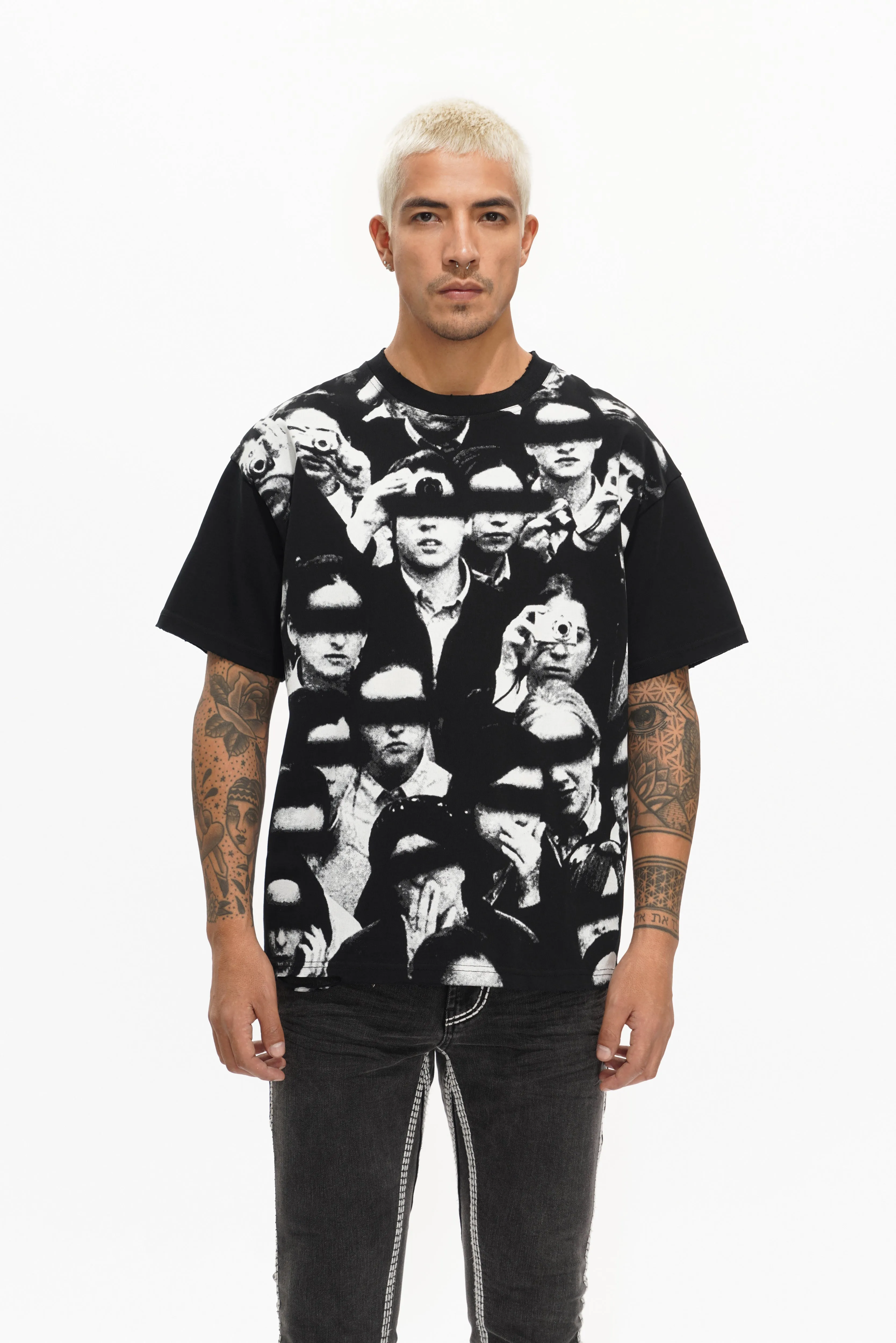 Cluster Tee Black sold by valabasas product image thumbnail 2