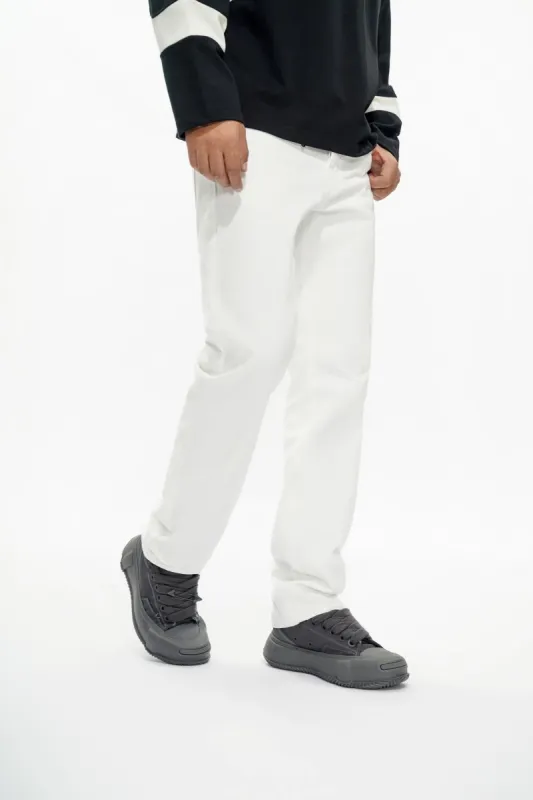 Different Straight Fit Jeans White made by valabasas