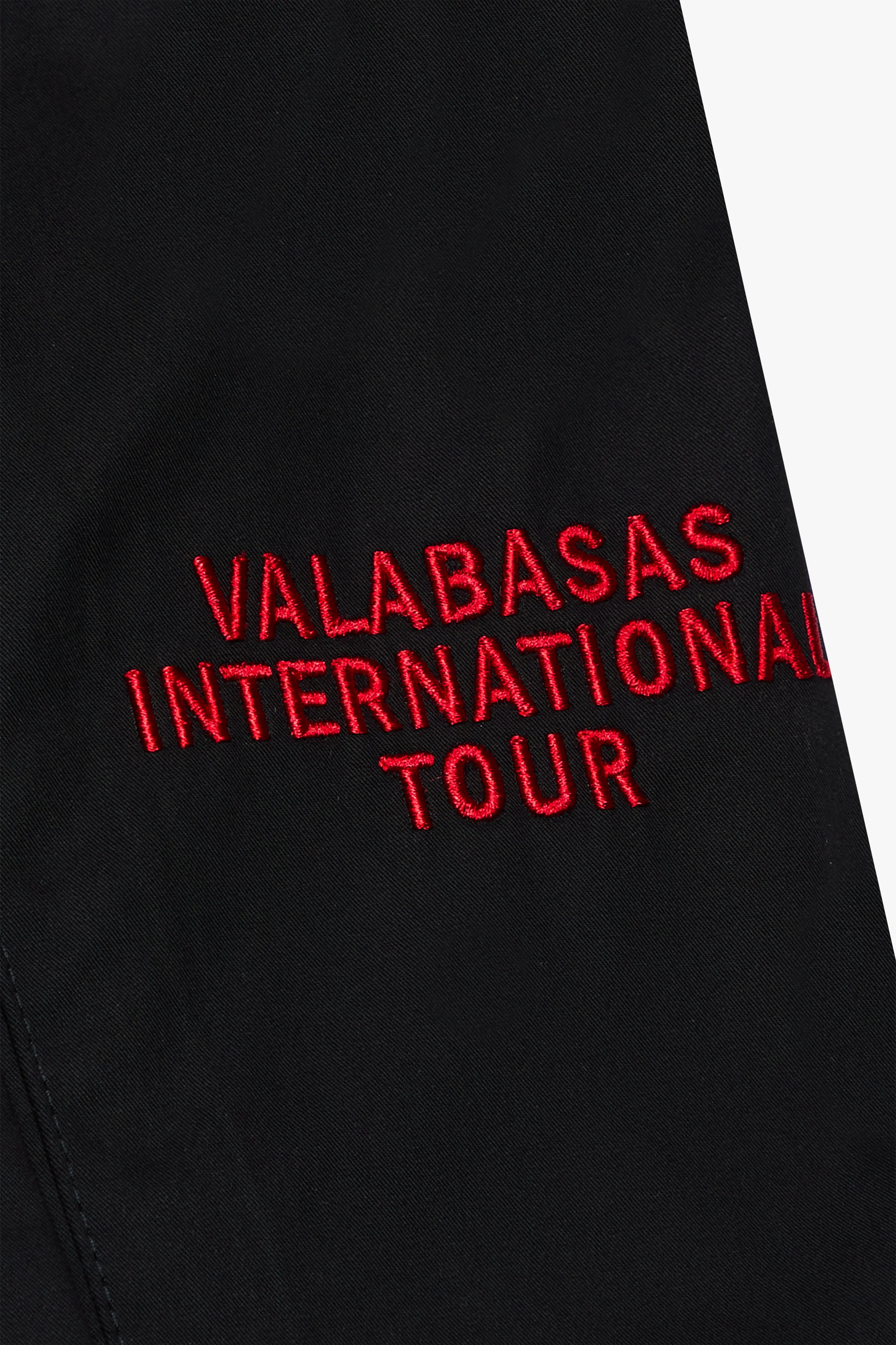 "TOUR" BLACK/RED CROP BUTTON DOWN sold by valabasas product image thumbnail 3
