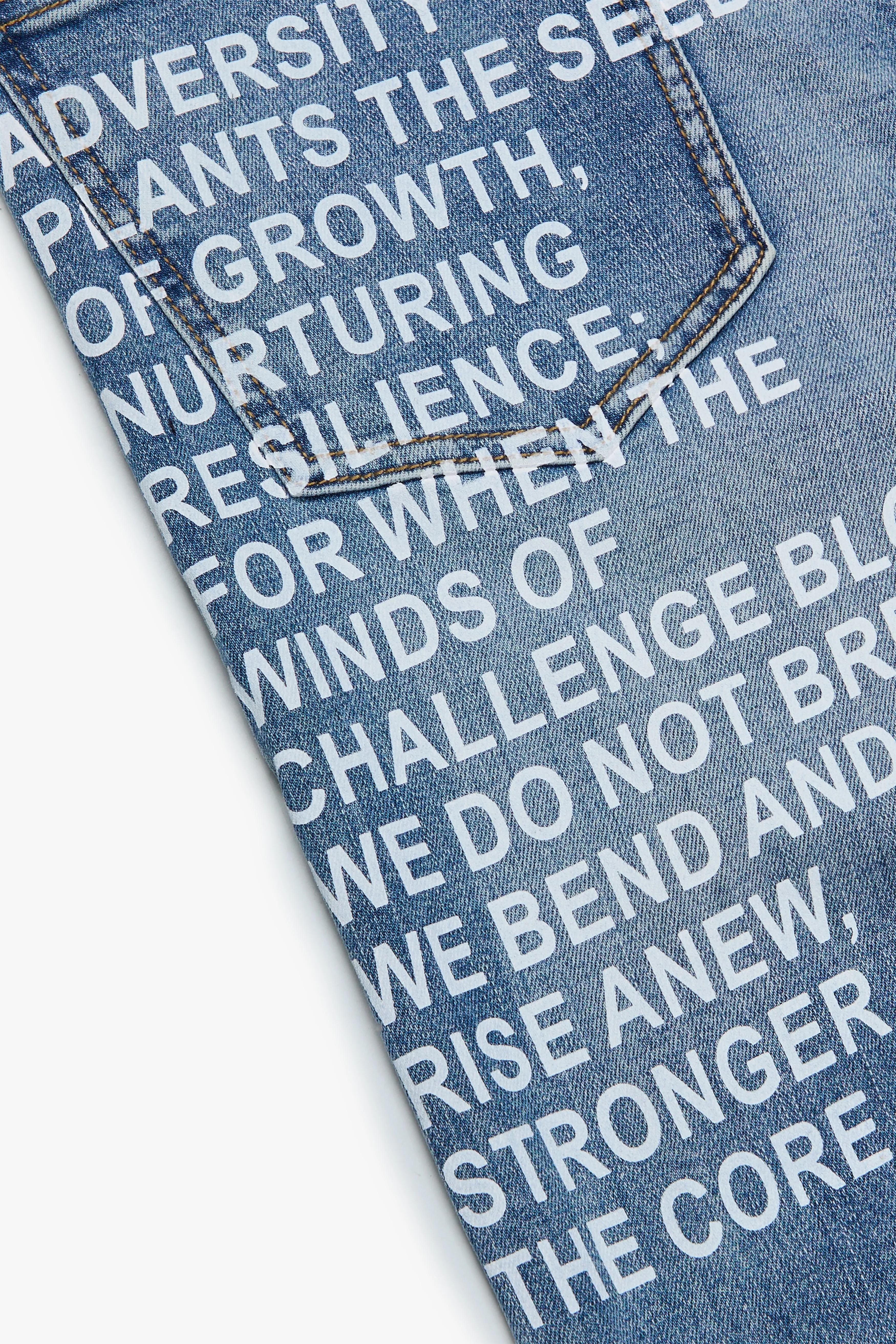 "RYZE"STRAIGHT JEAN LT BLUE sold by valabasas product image thumbnail 2