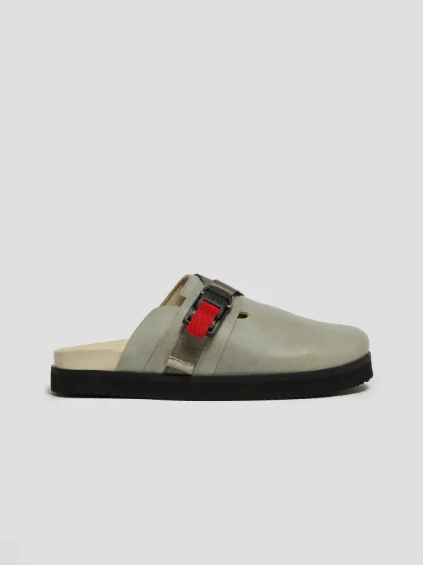 slides 06 leather milk shake sold by Grds