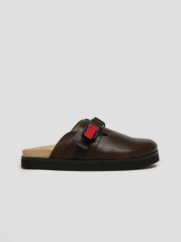 slides 06 leather oak sold by Grds