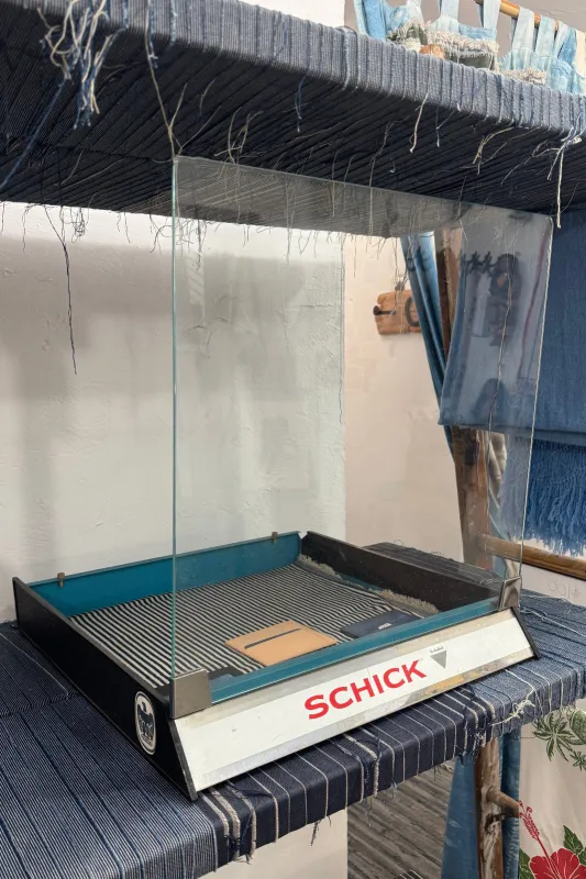 Vintage 1950's-60's Glass Top/Metal Schick Display Case sold by Dr. Collectors