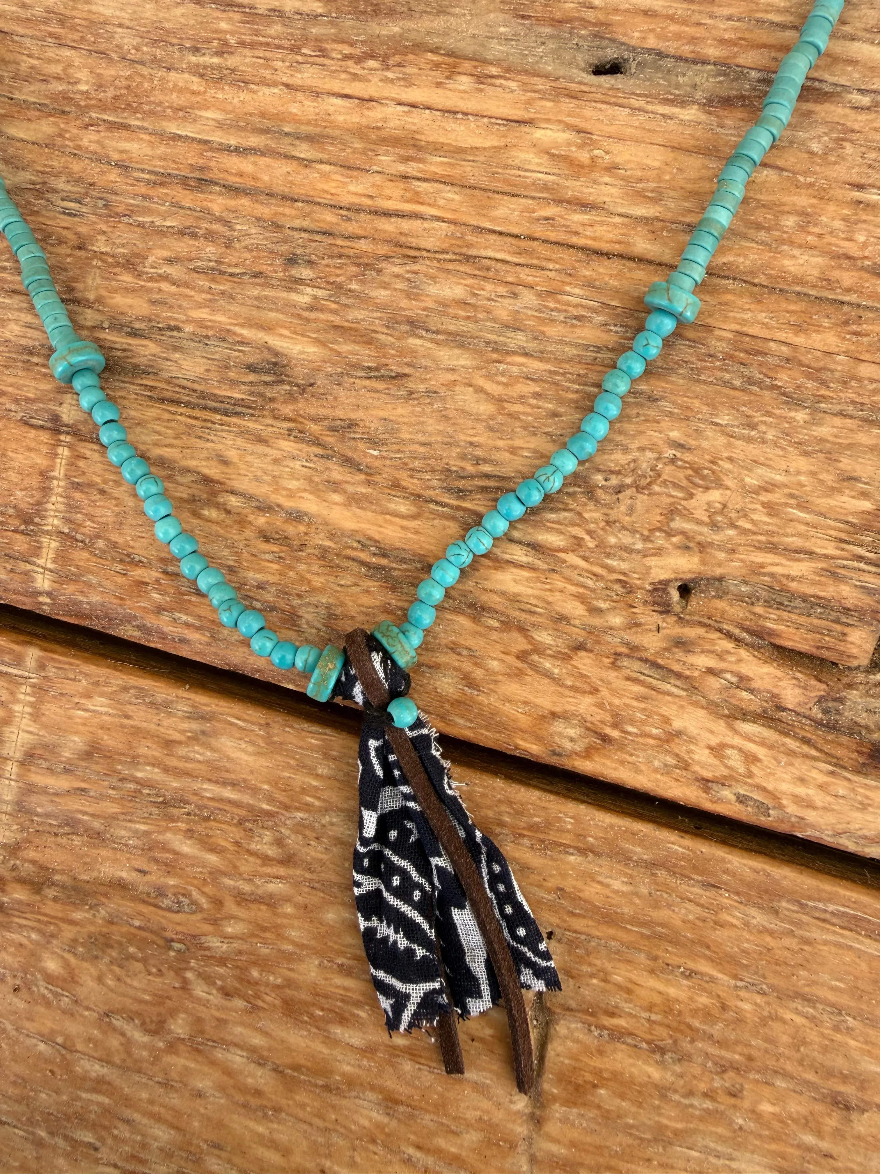 beads necklace turquoise sold by Dr. Collectors product image thumbnail 2