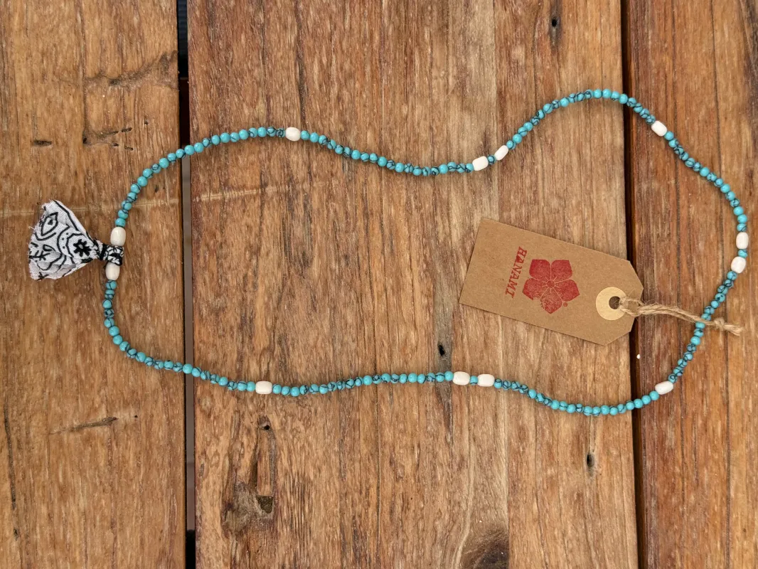 beads necklace turquoise made by Dr. Collectors