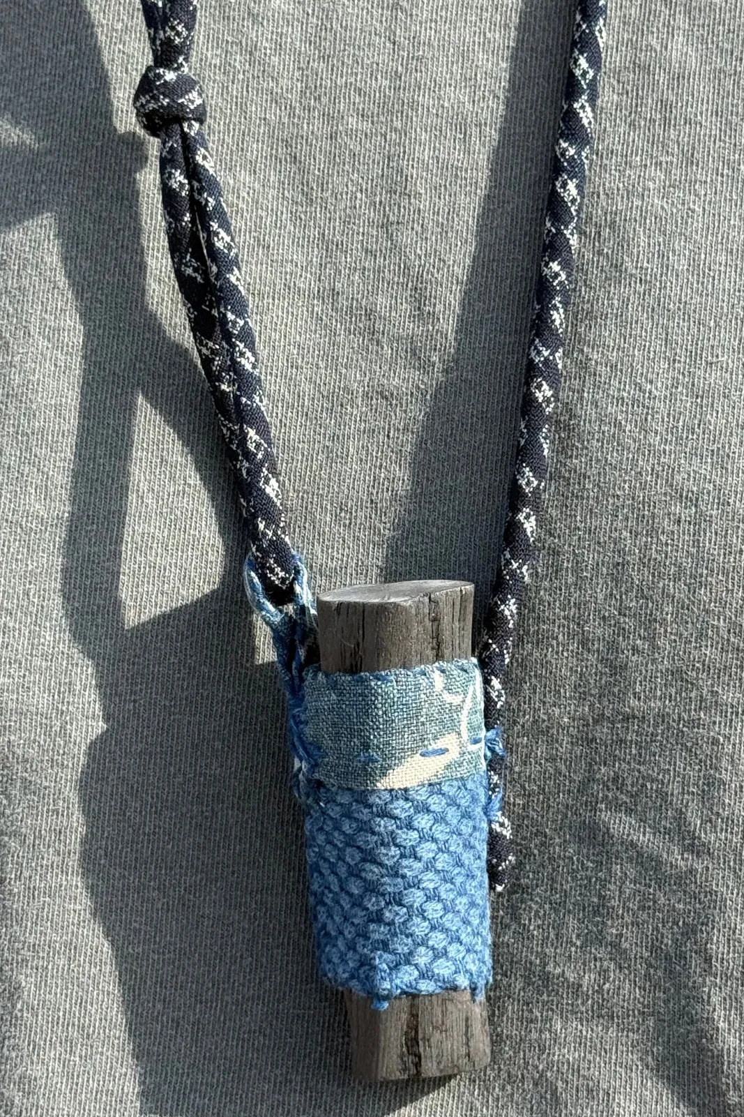 Kofu-Eda-Maki-Dai-Mo Necklace sold by Dr. Collectors product image thumbnail 3