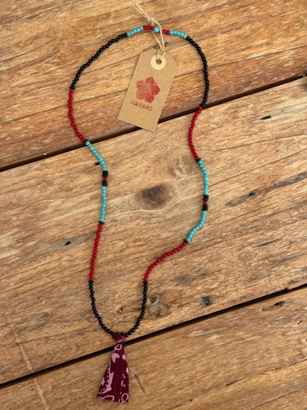 Beads Necklace Black made by Dr. Collectors