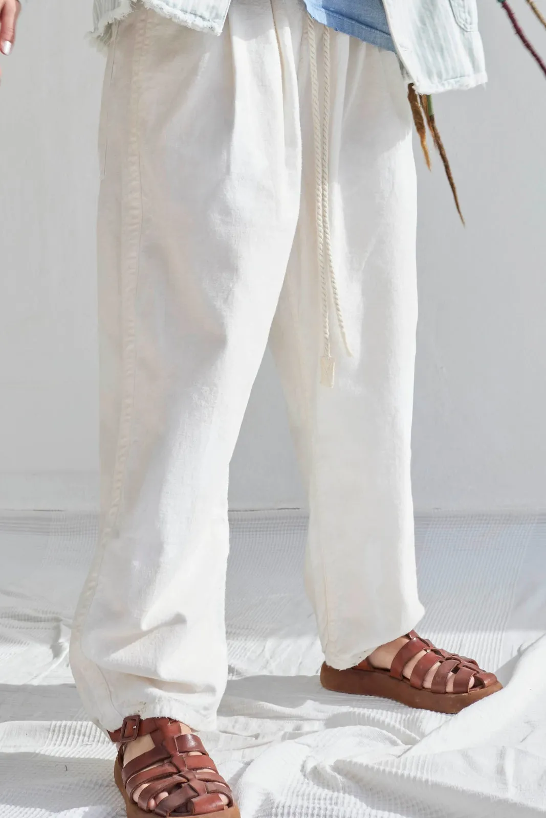 P43 Kyoto 9oz Linen/Organic Cotton Sun Faded-Paint Dye Off White sold by Dr. Collectors product image thumbnail 4