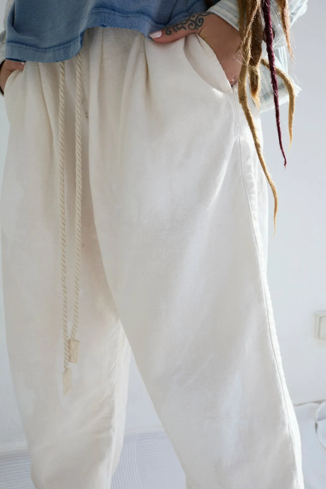 P43 Kyoto 9oz Linen/Organic Cotton Sun Faded-Paint Dye Off White sold by Dr. Collectors product image thumbnail 2