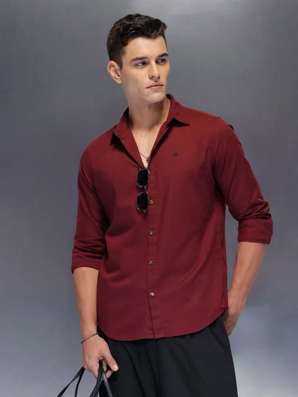 Men's solid shirt with clean tailoring and comfort fit | Wine made by Wrogn