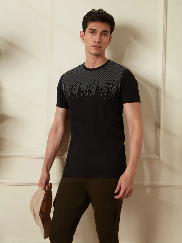 Chic Black Urban T-Shirt made by Wrogn