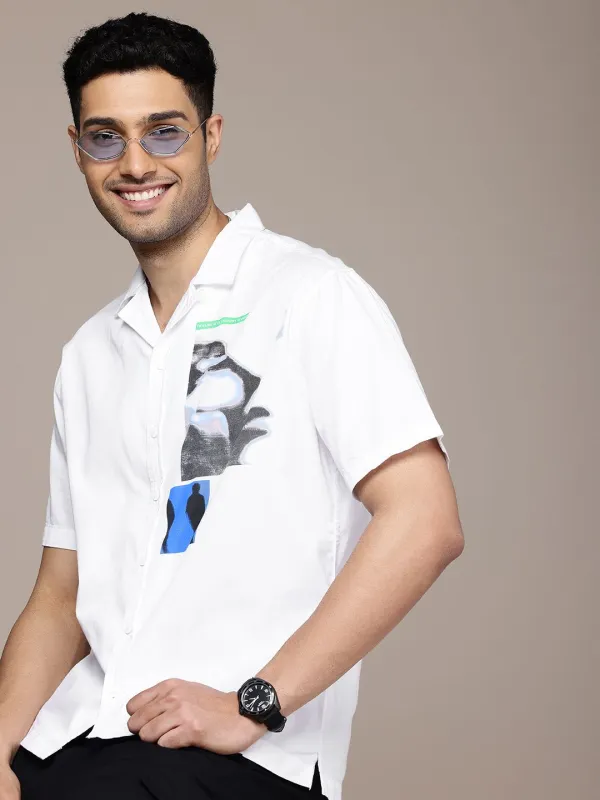 Contemporary Poplin Button-Up sold by Wrogn